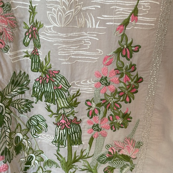 Khaadi pret Pakistani Indian kurta with embroidery. - Picture 4 of 8